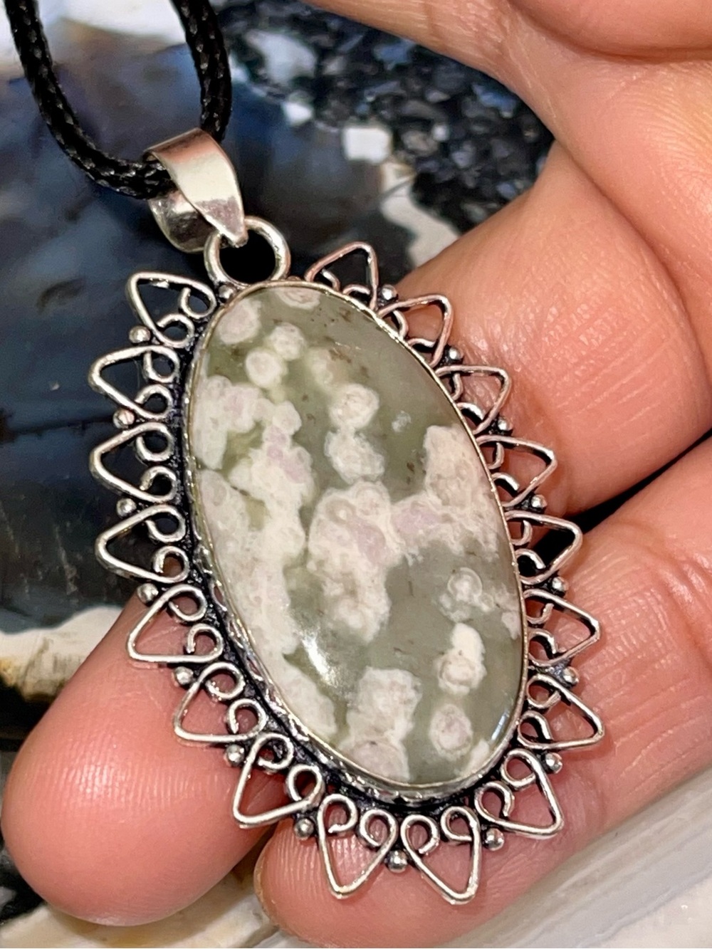 Lightweight Vintage-style Filigree Ocean Jasper Crystal Pendant